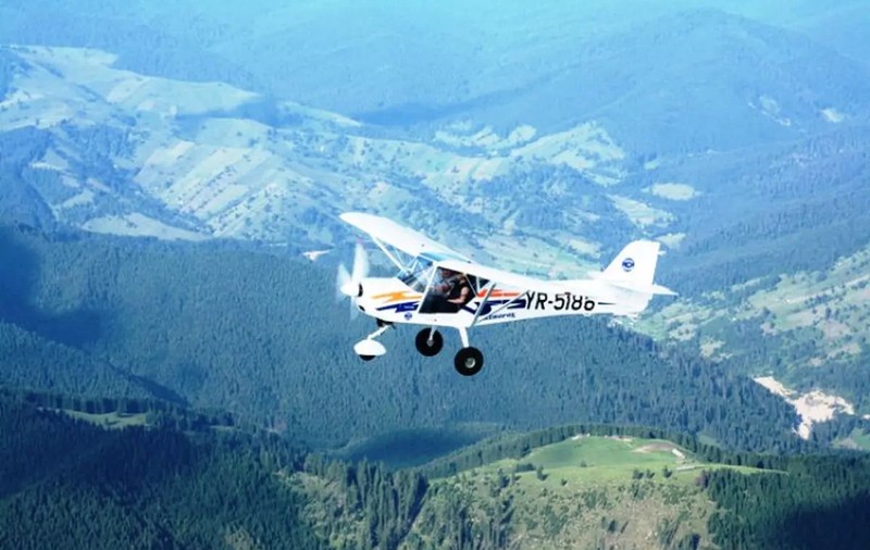 O bucată dintr-un avion de agrement a căzut în județul Mureș