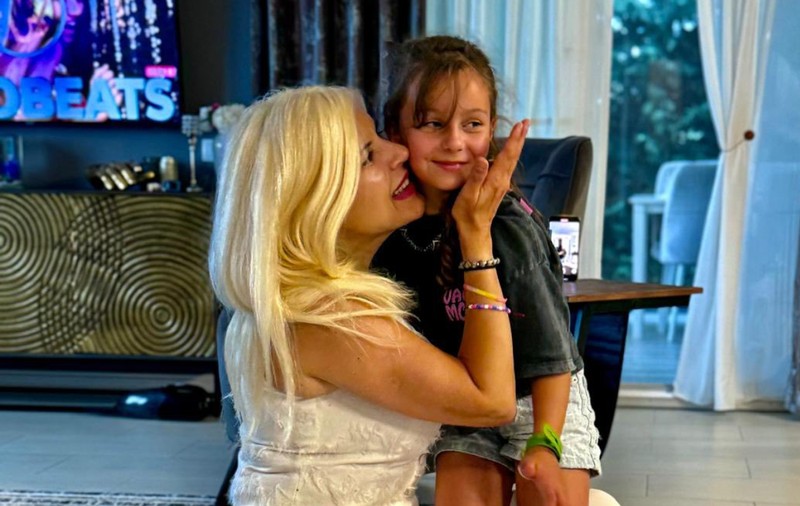 Elena Udrea vrea să plece din țară cu fiica sa. Unde își dorește să o ducă pe Eva Maria: „Să îi arăt locurile în care s-a născut”