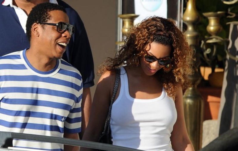 Jay-Z: ”Vreau să mă mut pe o insulă privată şi să mă îngraş”