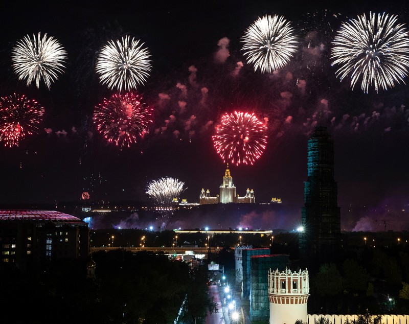 Cum a devenit 9 Mai, Ziua Victoriei,  o sărbătoare antieuropeană. Istoric ucrainean de origine română: „Rușii spun că ei au eliberat Europa, dar statele UE nu sunt recunoscătoare”