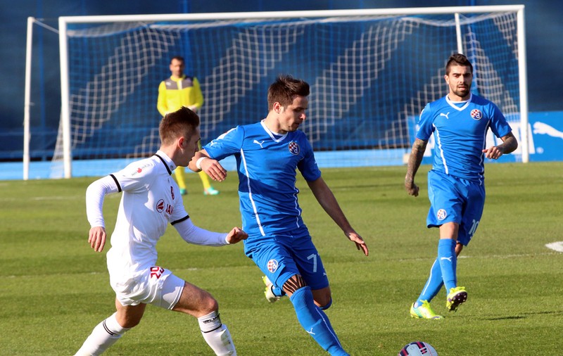 Dinamo Zagreb a luat-o pe urmele Stelei! Croații pot egala un record al campioanei României
