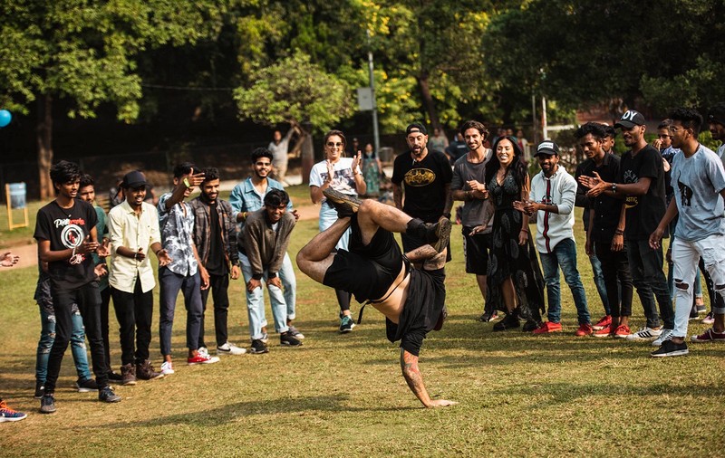 În etapa finală din Asia Express, concurenții ajung la Bollywood | FOTO