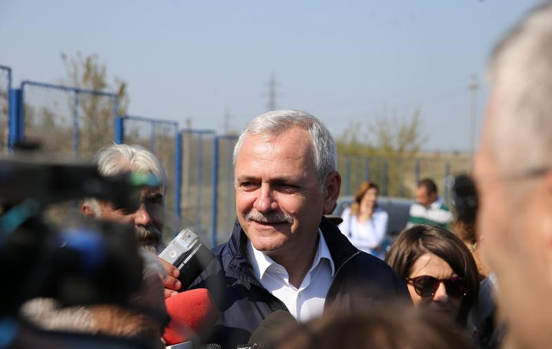Dragnea îi dă un ultim avertisment ministrului Justiţiei: "Toader să înţeleagă că nu mai poate continua aşa!". PSD renunţă la OUG şi modifică Codurile în Parlament