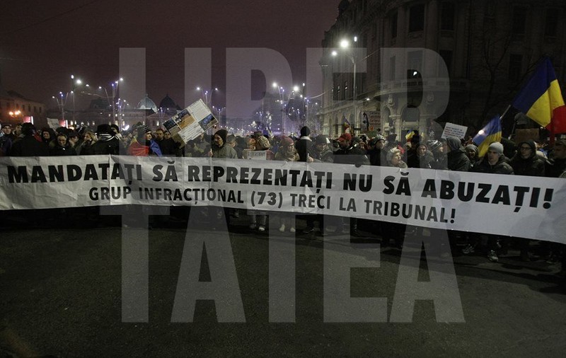 Zeci de români din Malta au protestat împotriva corupției la Consulatul din Valetta