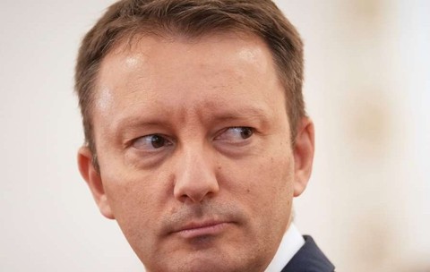 Premierul desemnat Siegfried Mureșan la o conferință de presă în Parlament. Foto: Profimedia