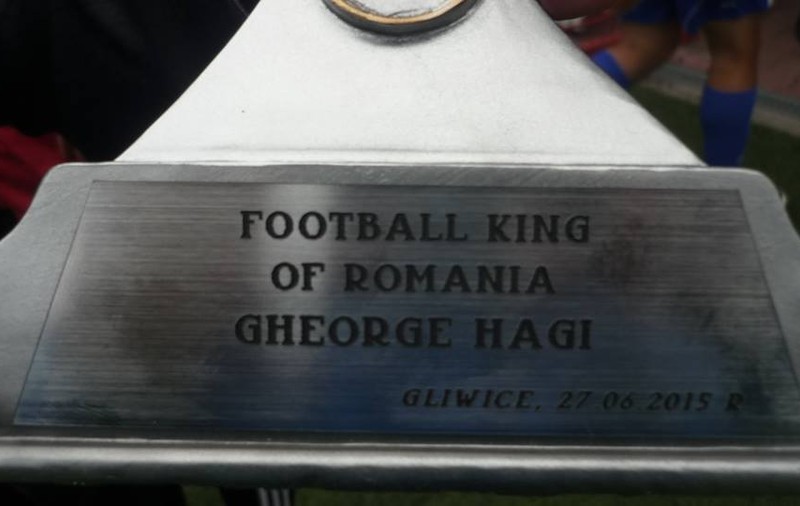 Polonezii l-au premiat pe Gică Hagi, iar Ianis Hagi le-a dat gol / GALERIE FOTO&VIDEO