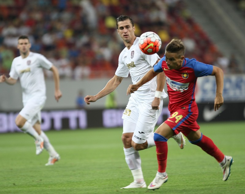 LIGA I: Steaua - CFR Cluj 1-1. Transversală Vitor Bruno! A egalat Tudorie! Roș-albaștrii au avut și ei o bară, în start, apoi a marcat Tiago. Echipa lui Rădoi se chinuie, Partizan Belgrad se distrează în Serbia! Patronul a făcut baie de mulțime/ GALERIE FOTO