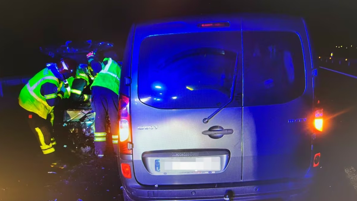 Bărbatul care conducea duba a pătruns pe contrasens