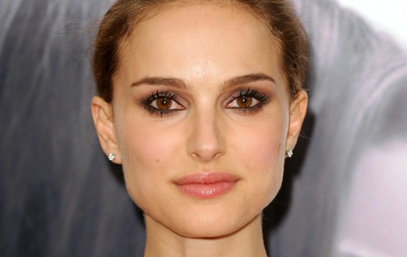 Natalie Portman a fumat cannabis