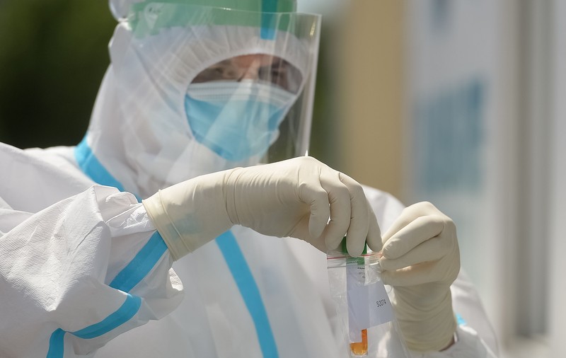 INSP: Numărul infectărilor cu tulpina britanică a ajuns în România la 948