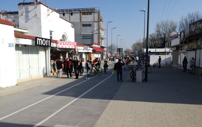 REPORTAJ / Patronii de pe litoral primesc acum "palmele" date de-a lungul vremii angajaților din industria hotelieră