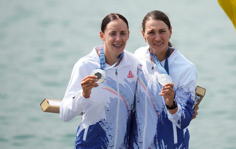 Ioana Vrînceanu și Roxana Anghel, argint în proba de dublu rame, la Jocurile Olimpice 2024 de la Paris. „Suntem în culmea fericirii”