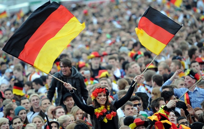Germania e cea mai de succes reprezentativă din istoria CE, la care a participat fără întrerupere în ultimii 40 de ani