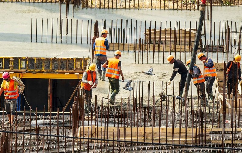 Salarii de până la 6.110 euro pe lună pentru românii care vor să lucreze în UE. Țara unde se câștigă cel mai mult