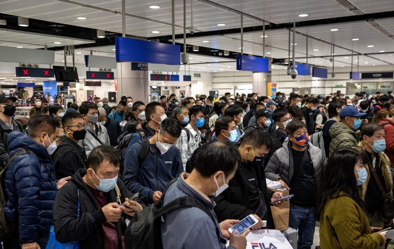 China și-a redeschis granițele după trei ani de politică „zero COVID”. „În sfârșit, suntem reconectați cu lumea”