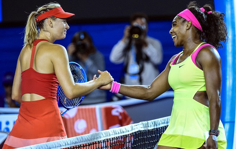 Serena Williams va juca în semifinale cu Maria Sharapova