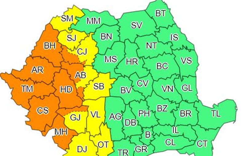 A intrat în vigoare codul portocaliu de furtuni în vestul României. În ce zone va ploua torențial