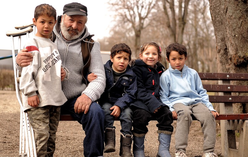 Povestea sfâșietoare a copilului de cinci ani dispărut într-un râu din Făgăraș. Crescut de tatăl invalid, după ce mama a murit de cancer
