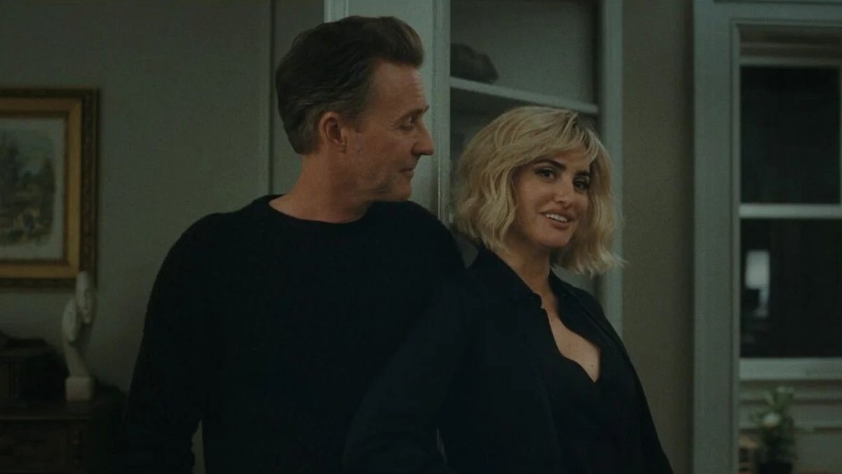 Secvență cu Penelope Cruz din filmul „Invitația vecinilor”