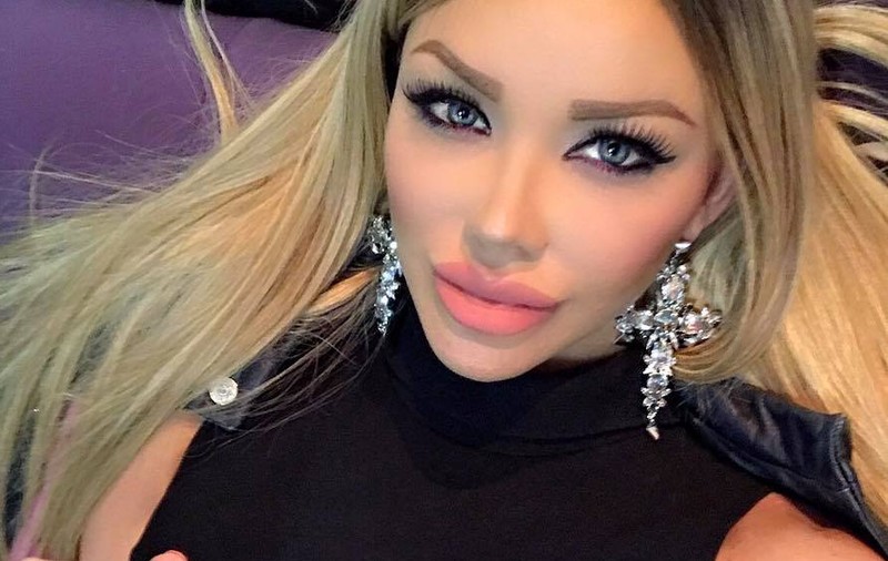 Mesajul primit de Bianca Drăgușanu după ce s-a aflat că a ieșit în club. “Nu înțelege de ce bărbații sunt făcuți porci, măgari…”