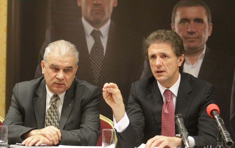 Gică Popescu și Anghel Iordănescu s-au certat la cuțite. Știa Generalul despre arestarea ”Baciului”? | EXCLUSIV