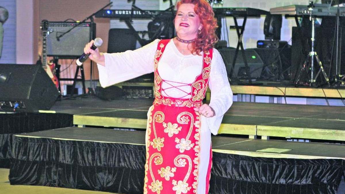 Maria Cârneci, din nou bunică