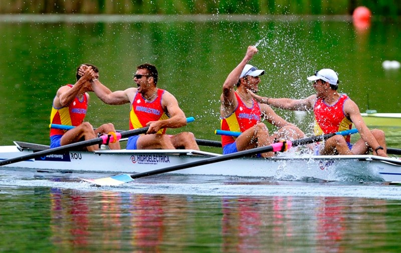 Canotorul Florin Curuea le va preda limba engleza colegilor din echipa de patru rame