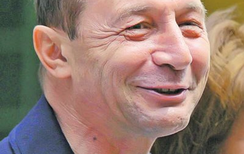 Scorpionul Băse, «ajutat» de astre să devină preşedinte