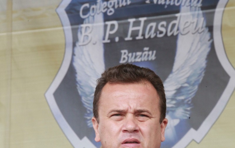 Declarație halucinantă a ministrului Educației, Liviu Pop: "Nu putem spune că avem o siguranță a elevului si profesorului în toate școlile din țară"