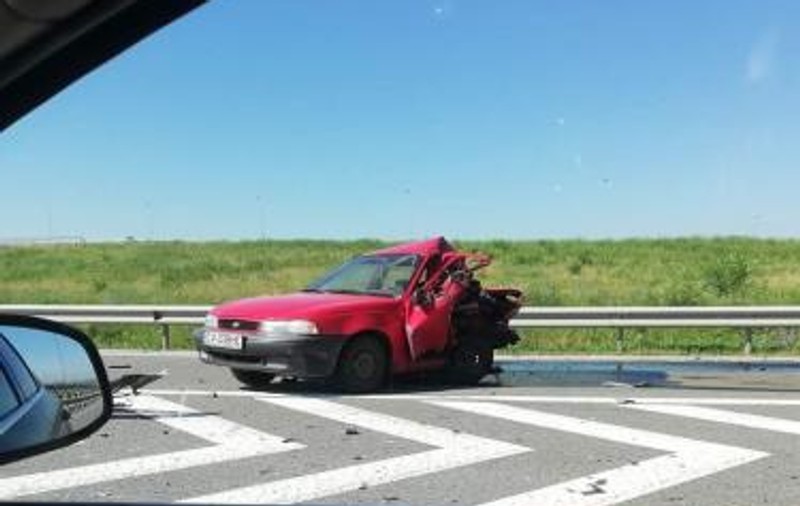 VIDEO | Ciocnire violentă în Cluj. Un bărbat a murit, o femeie este în stare gravă