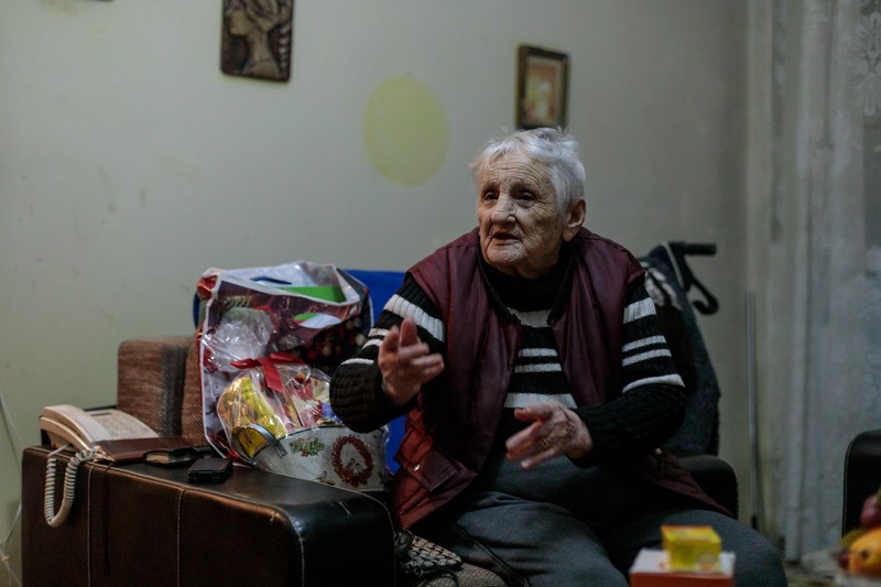 Doamna Ana a rămas singură după ce fiul a plecat în SUA, iar soțul a murit