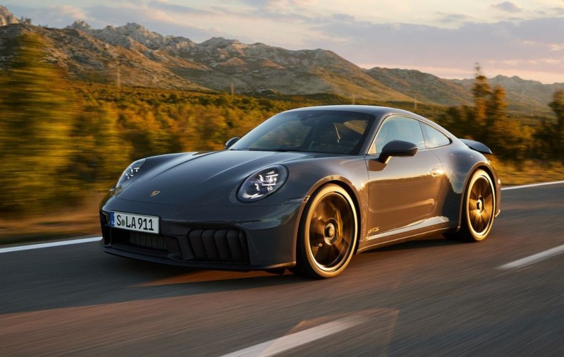 Porsche taie încă 5.000 de joburi până în 2035. Chiar și marca 911 plătește criza auto germană