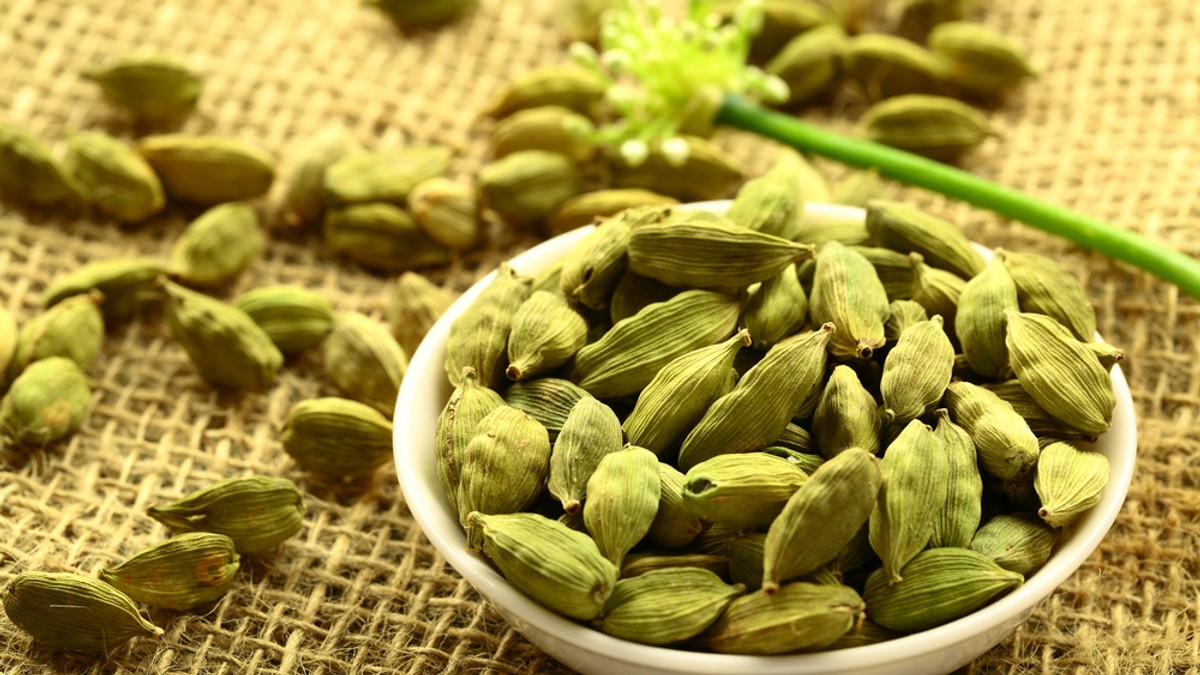 Cardamom - ce beneficii are condimentul oriental