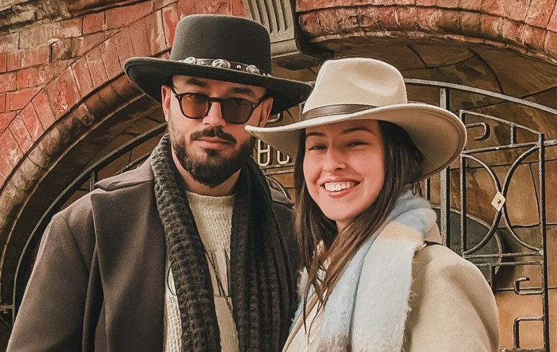 Victor Dorobanțu, actorul român care joacă în „Wednesday", vorbește în premieră despre iubita lui. Cum a început, de fapt, povestea lor de dragoste: „M-a abordat ea pe mine”