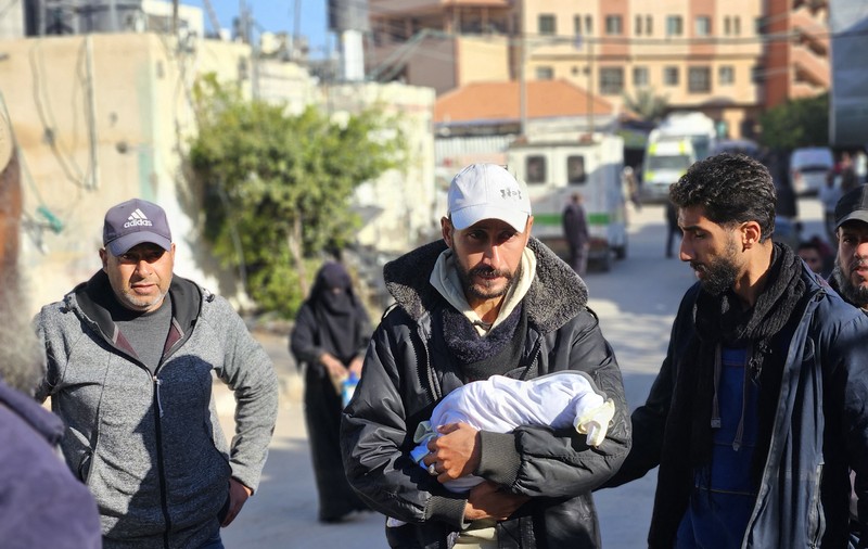 3 bebeluși palestinieni au murit de frig în Gaza, în ultimele două zile: „Un copil este ucis în fiecare oră”