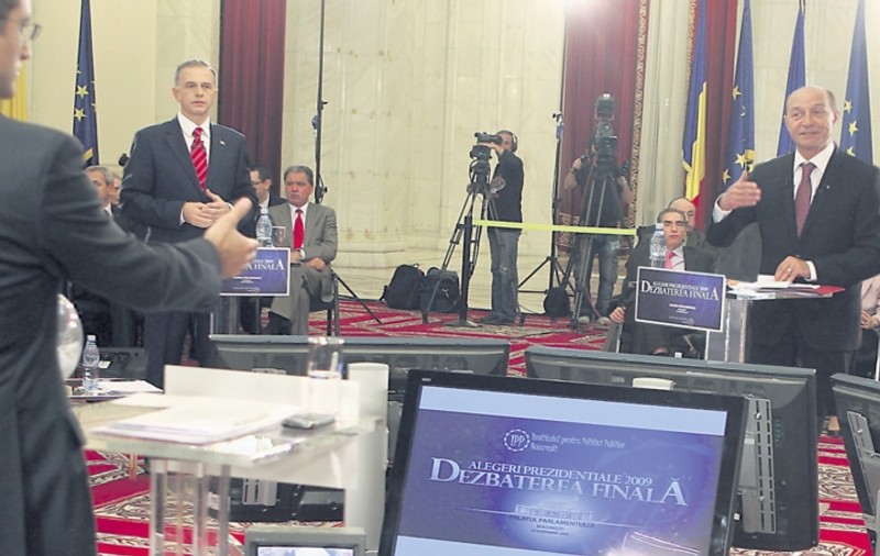 Mircea Geoană: Vrăjitorii lui Băse m-au atacat