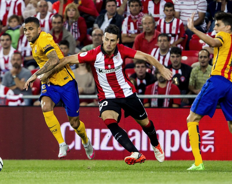 Barcelona a fost masacrată de Athletic Bilbao în prima manşă din Supercupa Spaniei. ^Başcii au deschis scorul de la mijlocul terenului / VIDEO