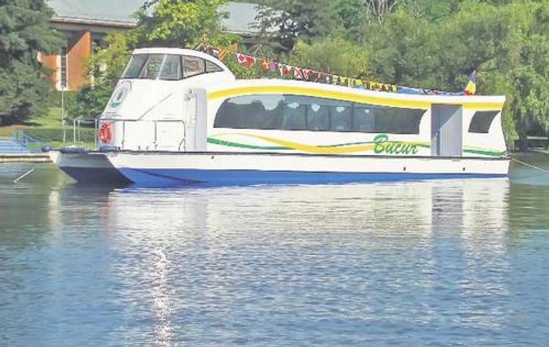 Astăzi te poţi plimba gratis cu vaporaşul pe Lacul Herăstrău