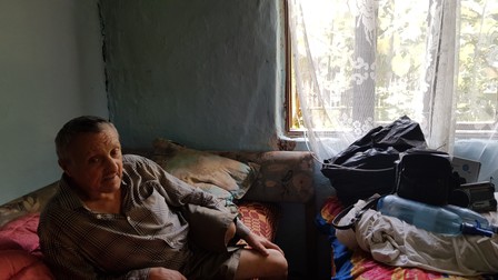 Gheorghe are nevoie de medicamente pentru a putea dormi