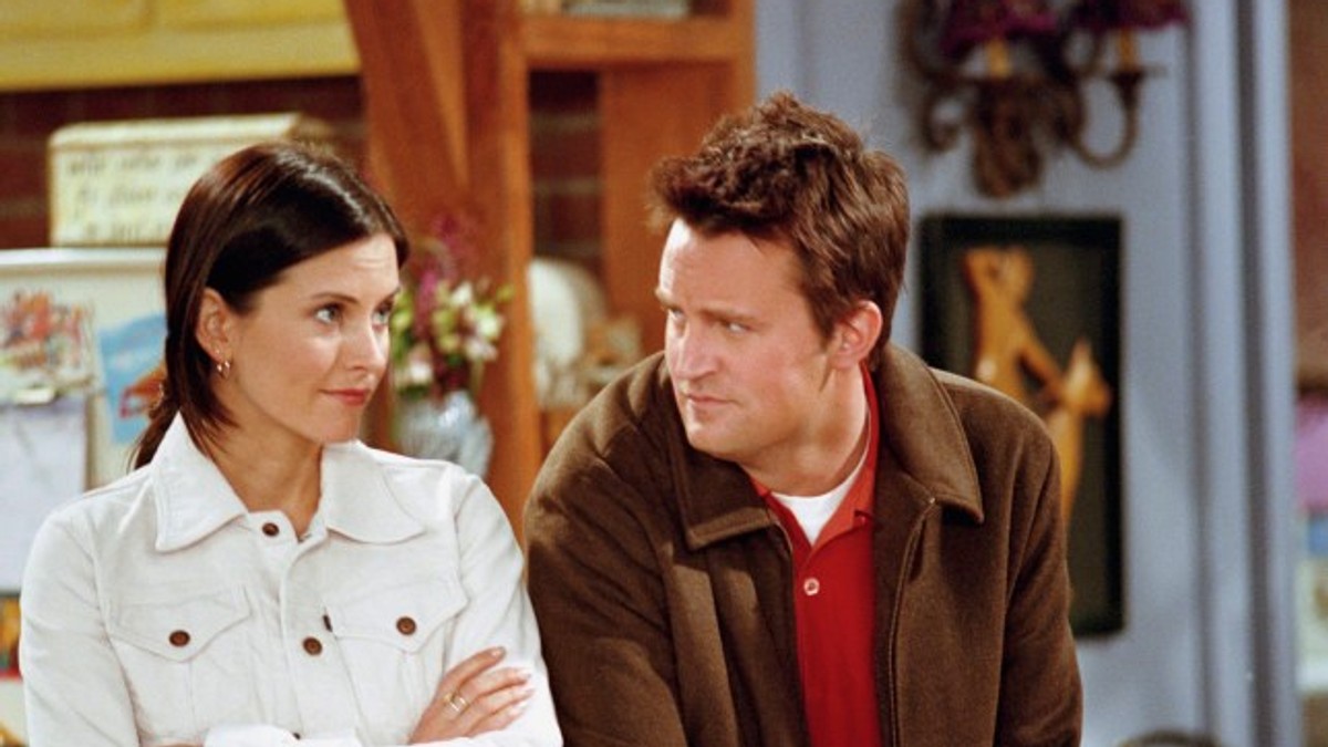 Courteney Cox și Matthew Perry (foto NBC)