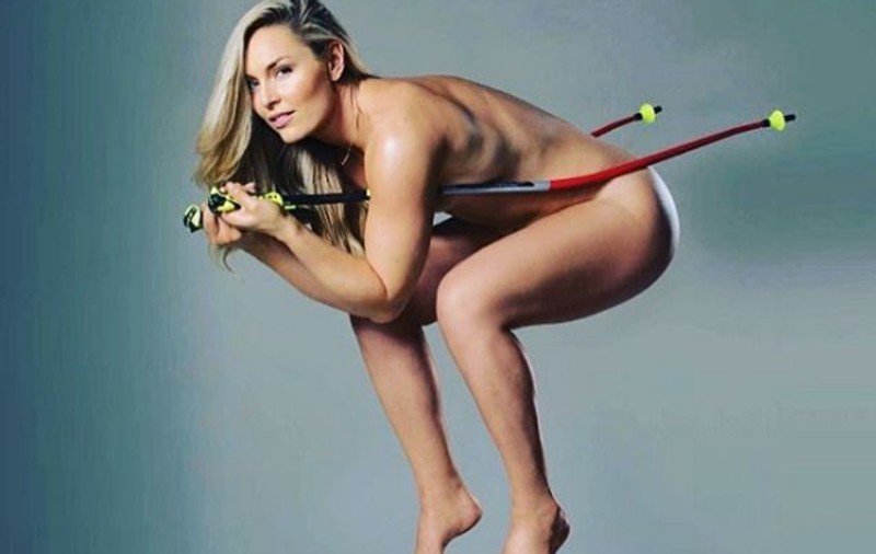 Schioarea Lindsey Vonn a pozat nud pentru a-şi promova noua carte