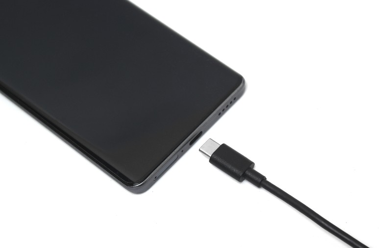 Cablurile cu USB-C nu sunt doar pentru încărcarea telefoanelor. Utilizatorii de Samsung vor fi surprinși: una din funcții este cea mai avansată