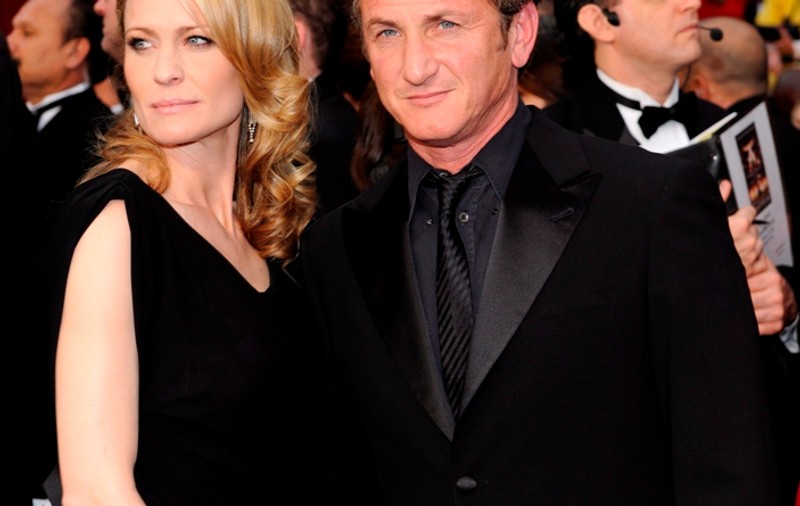 Sean Penn divorţează