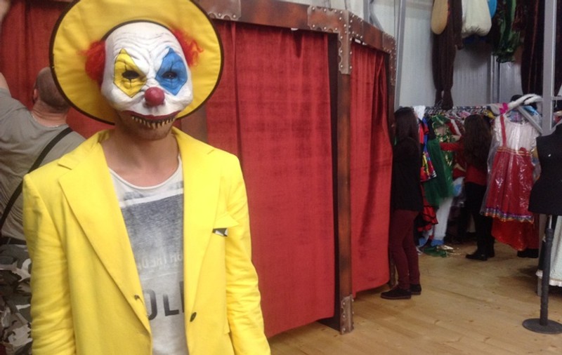 Ghiţă Ciobanul şi Stanley Ipkiss din The Mask joacă la Steaua! Uite cum s-au costumat steliştii de Halloween!