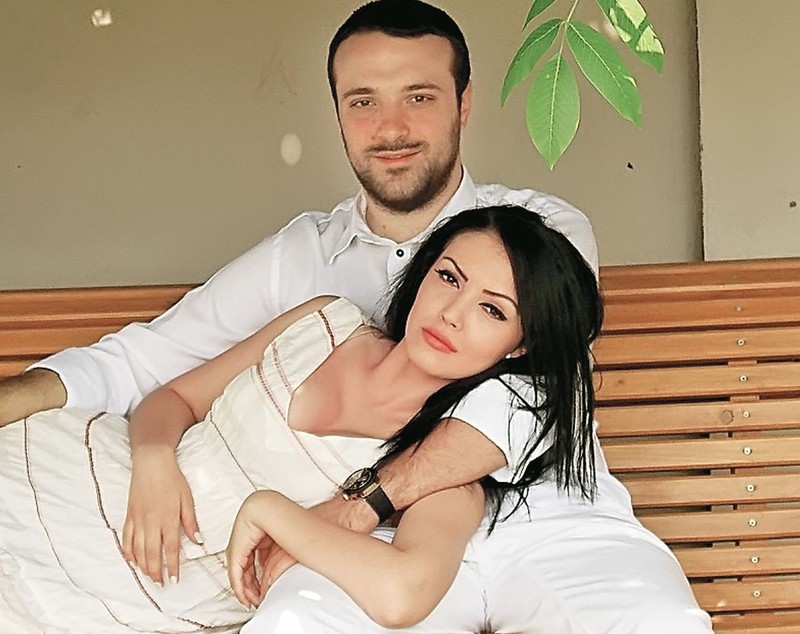 EXCLUSIV/ Ghinionul în amor «se sparge» peste cinci ani! Andreea Mantea se mărită la 34 de ani