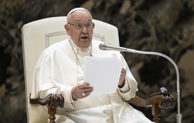Papa Francisc a făcut un apel la pace şi a condamnat comerţul cu armament: „E groaznic să câştigi bani din moarte"