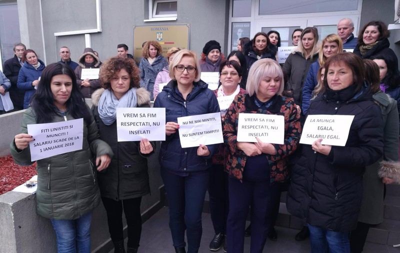 Scandal la APIA. Conducerea cere listele cu angajații care au protestat în țară, funcționarii amenință că merg la București | FOTO