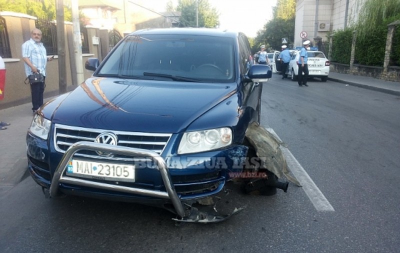 Prefectul de Iaşi, implicat într-un accident rutier