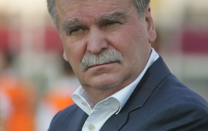 Dinu Gheorghe:  "La Craiova ni s-a strigat «Moarte ţiganilor!». Pe Gigi Becali nu-l mai bag în seamă toată viaţa"
