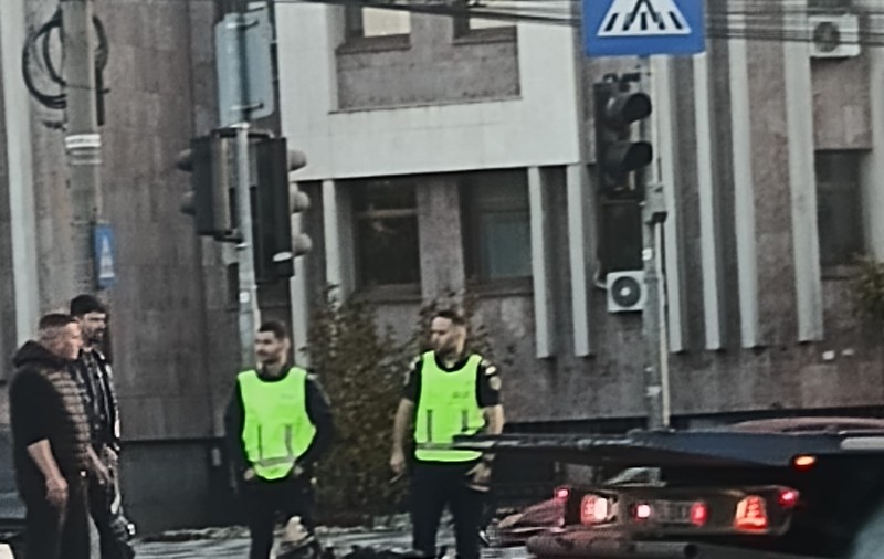 Accident în Galați. Un motociclist de 24 de ani a fost spulberat de o mașină  | VIDEO